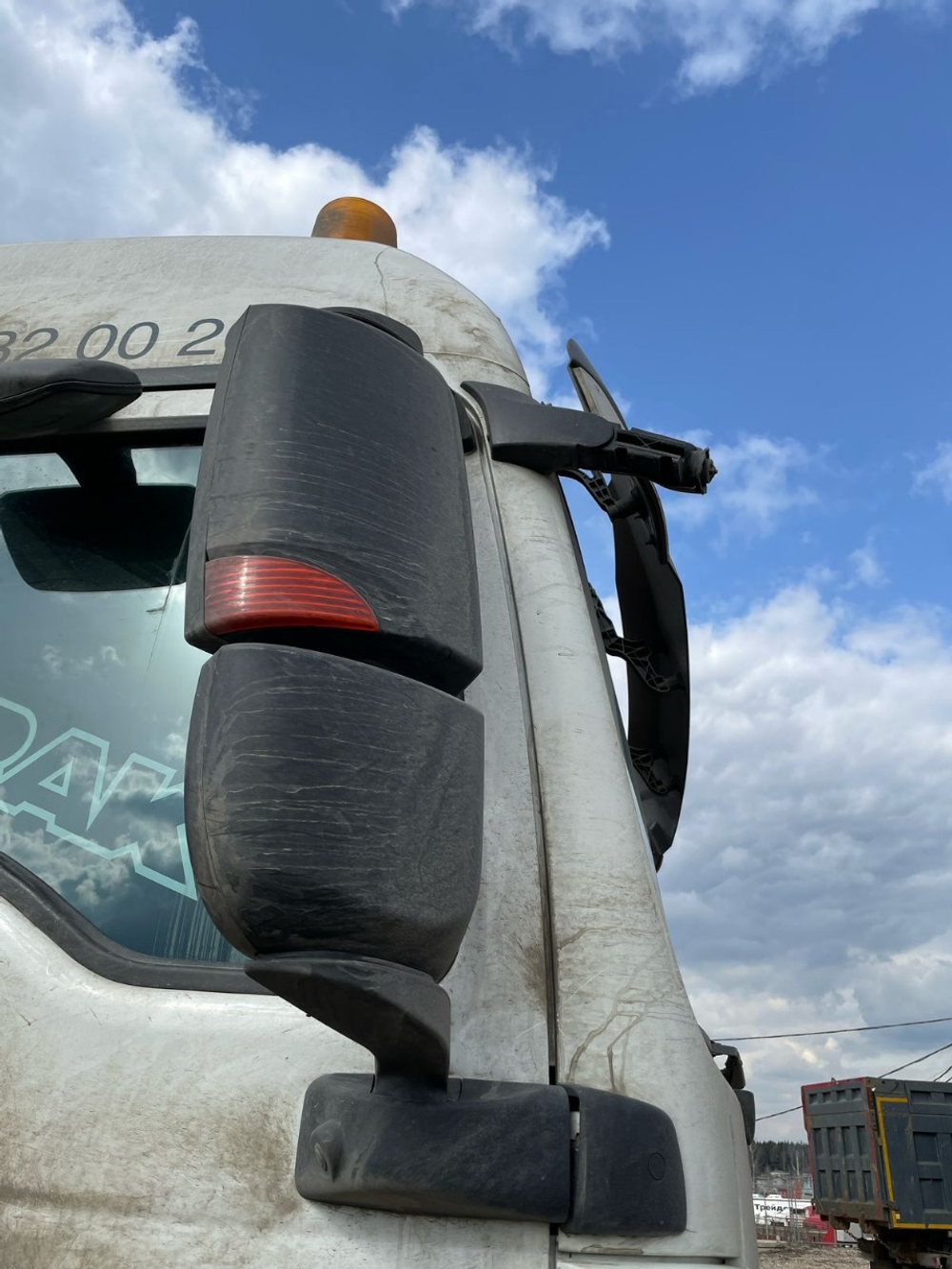 SITRAK C7H 4x2 Седельный тягач ZZ4186V361HE (12,4 л, 480 л.с., АТ)