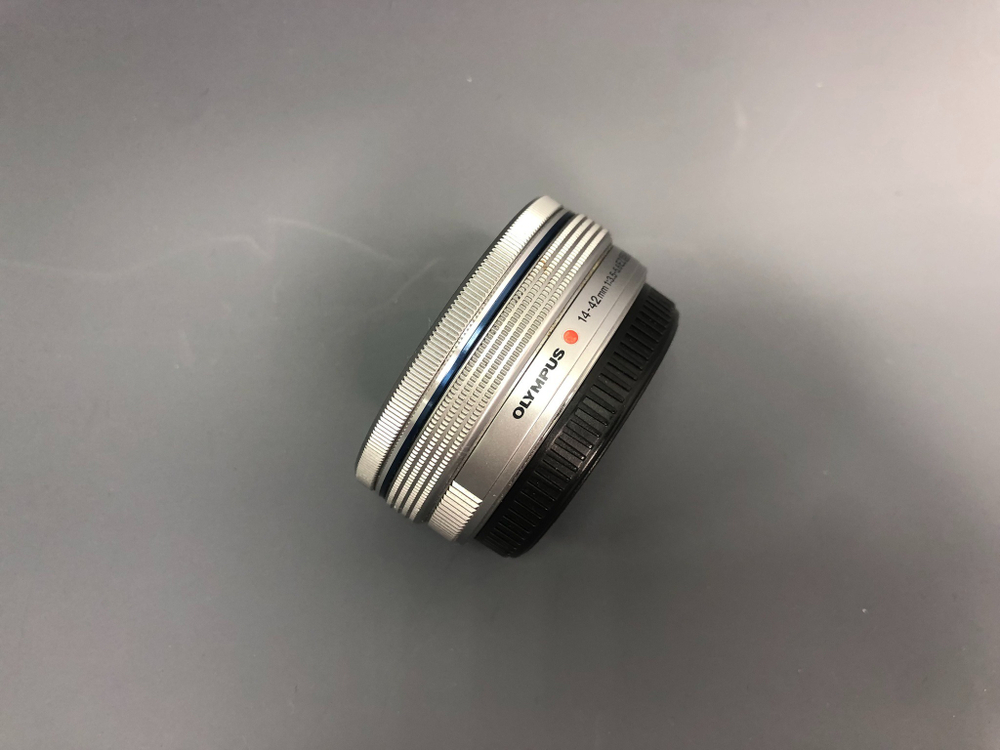 Olympus ED 14-42mm 3.5-5.6