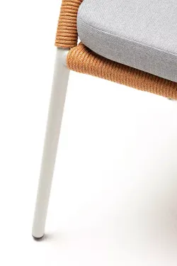 "Милан" стул плетеный из роупа, каркас алюминий светло-серый (RAL7035) шагрень, роуп оранжевый меланж круглый, ткань светло-серая