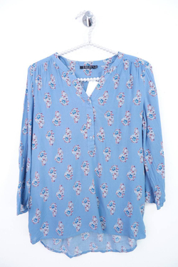 Блузка Incity повседневная, визуально на 42 размер