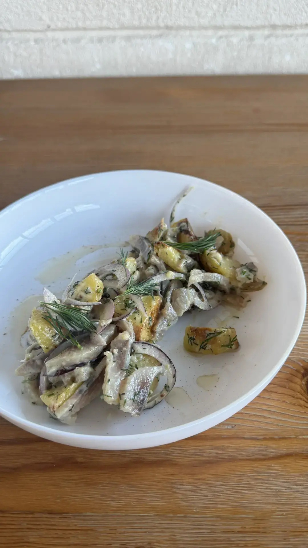 Салат картофельный с сельдью