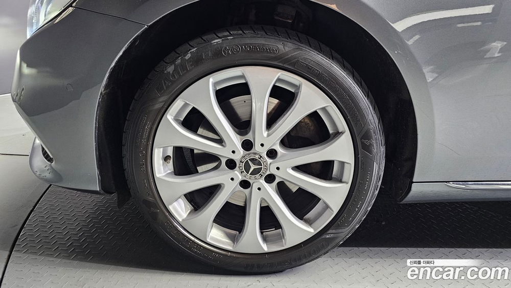 Mercedes-Benz E-Class W213 E220d 4MATIC Exclusive (07.2020)