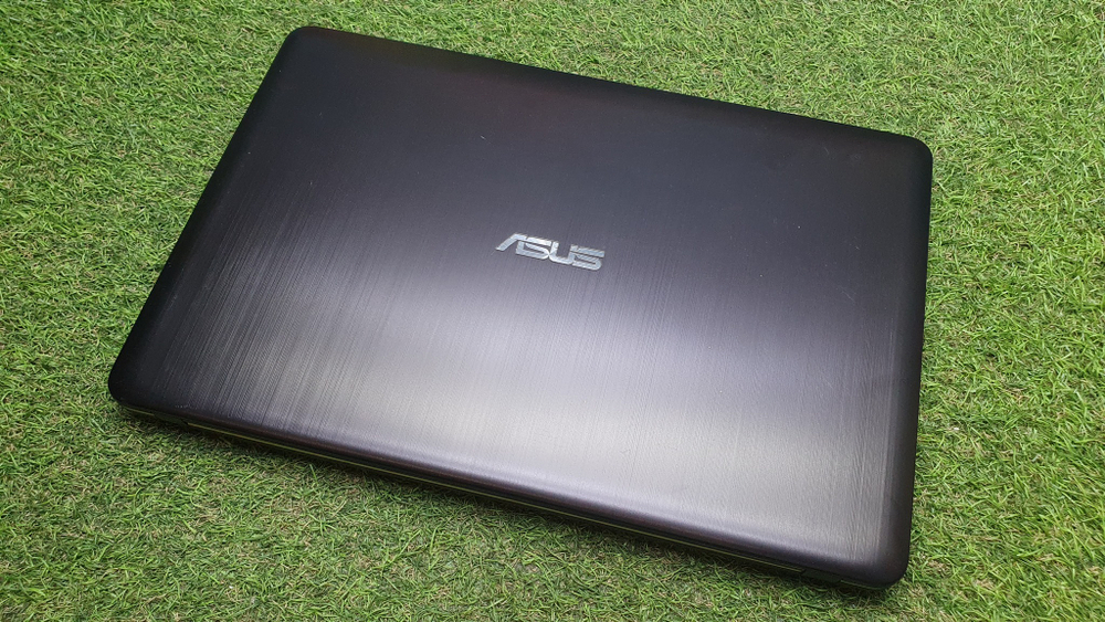 Ноутбук ASUS i3-5/8Gb/920M 1Gb/X540L X540LJ-XX771T/Windows 10