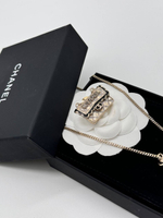 Брошь CHANEL