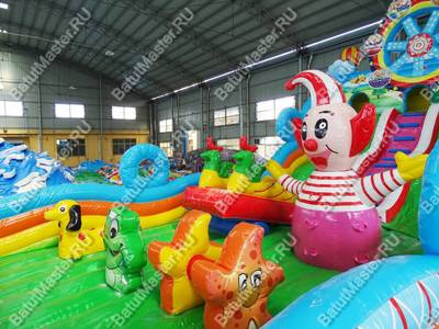 Коммерческий надувной батут "Парк развлечений" 12*8*6,5 м