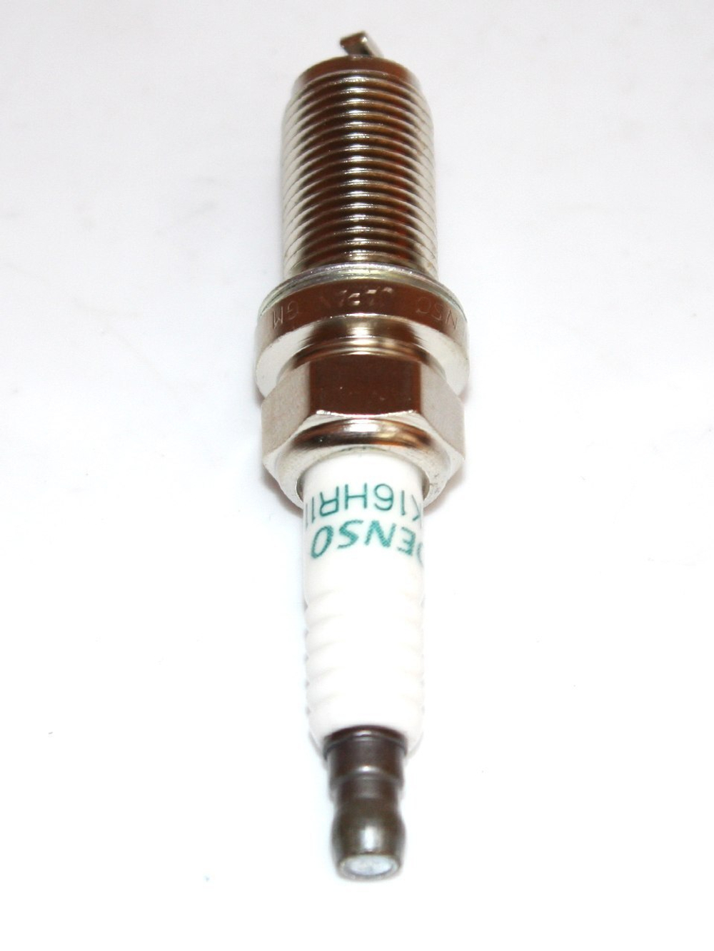 Свеча зажигания 9091901233 Toyota Camry, Yaris, RAV4 (1шт.)
