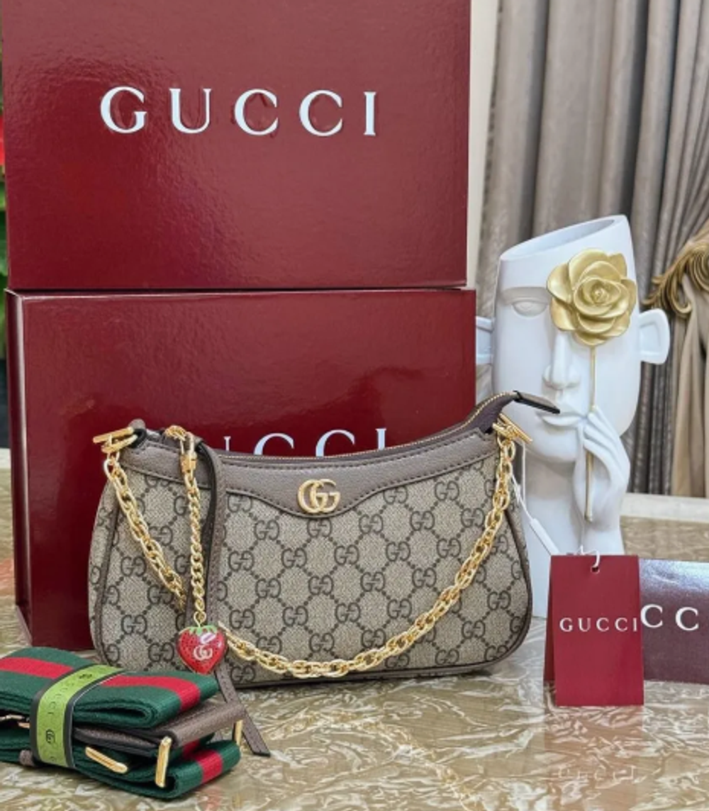 Сумка Gucci стильная