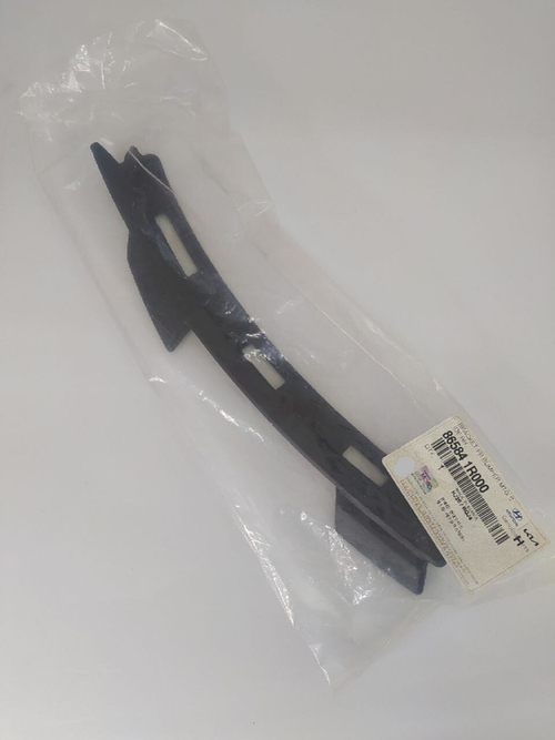 Кронштейн переднего бампера правый (под фару) 865841R000 Hyundai