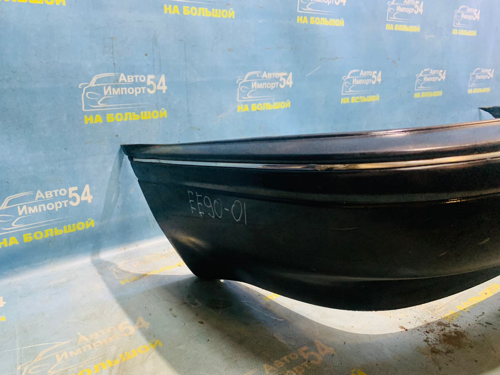 Бампер задний TOYOTA COROLLA 1991