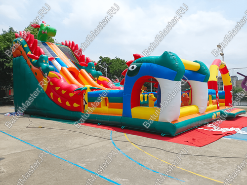 Коммерческий надувной батут "Змей Горыныч 3" 16*10*9 м