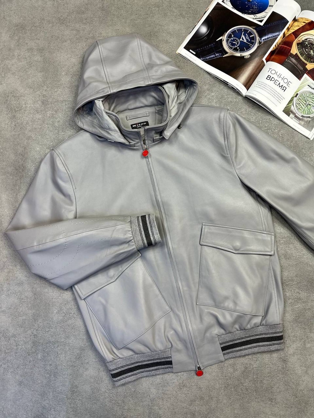 Кожаный бомбер Kiton