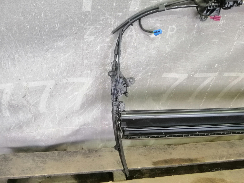 Шторка двери задняя правая Mercedes S-Class (W222)  Б/У Оригинал 86520H0500