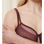 Бюстгальтер Минимайзер Triumph Signature Sheer W01 EX (бордо)