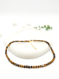 Чокер на шею из камня тигровый глаз