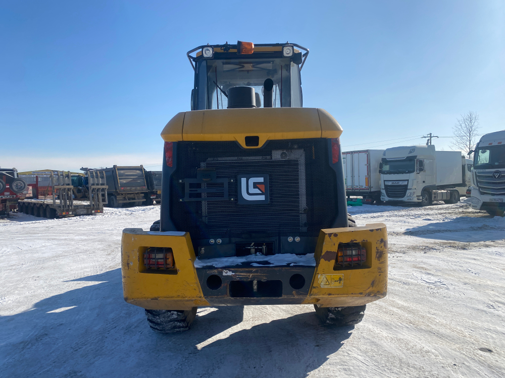 LiuGong CLG 835 Фронтальный погрузчик CLG 835H (Дизельный, 6,8 л, 125 л.с., АТ)