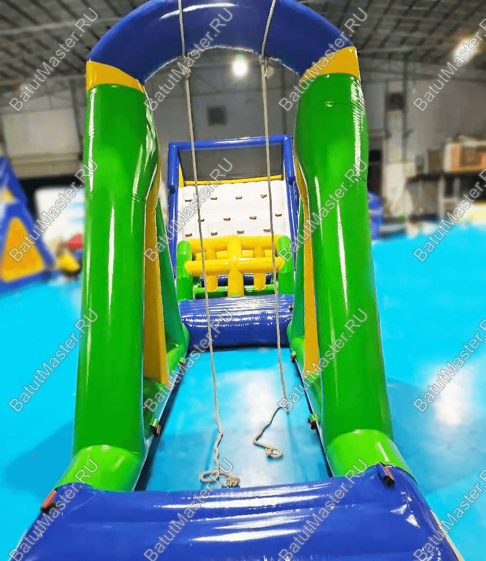 Надувная водная полоса препятствий "Капелька"