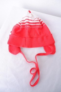 Шапка Amal на завязках, новая