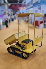 Детский аттракцион «Гусеничный самосвал»