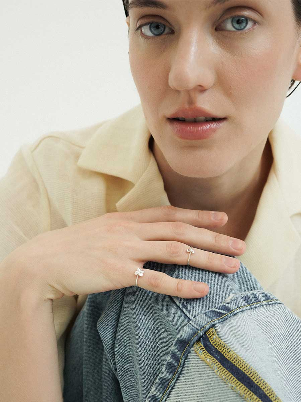 кольцо на фалангу гортензия (mini) 3 лепестка