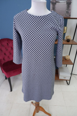 Платье O`stin прямое 40 размер