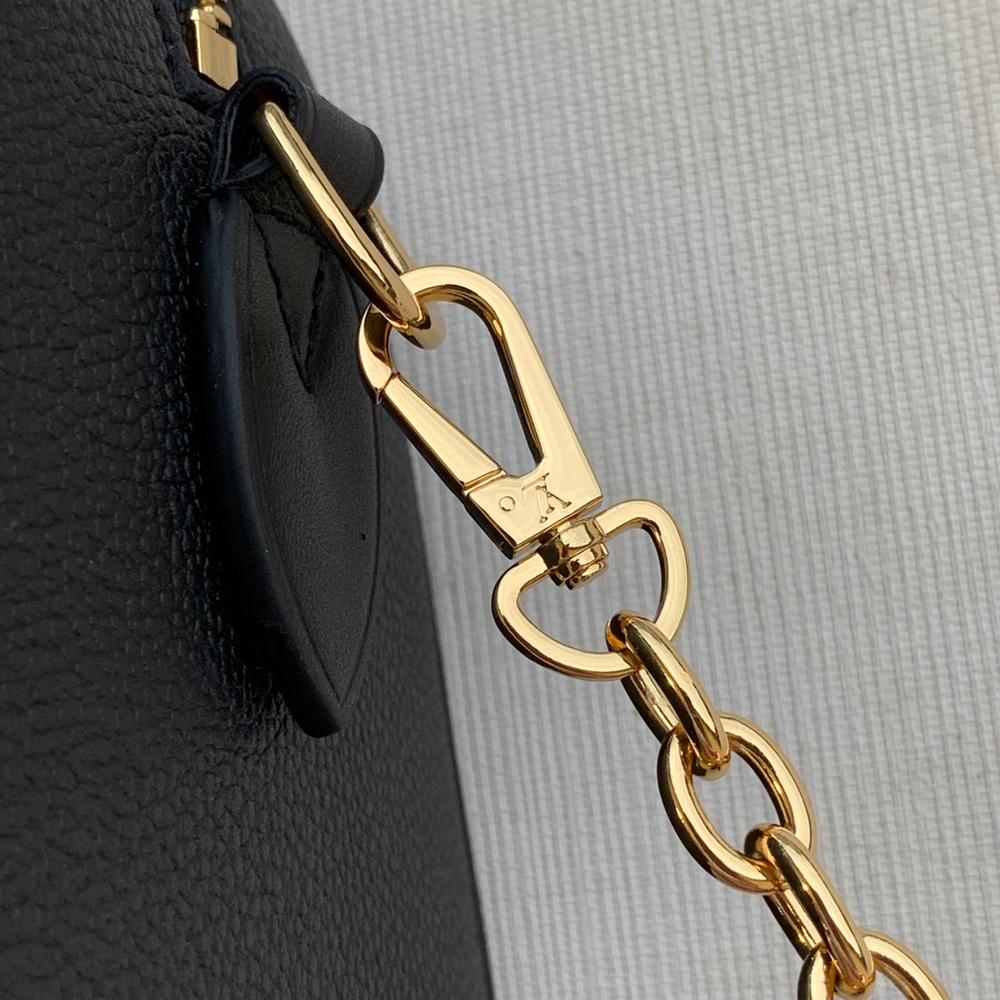 Louis Vuitton Speedy 20