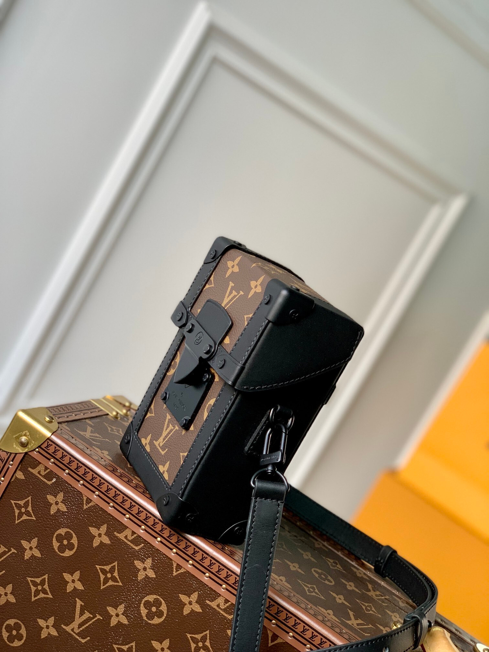 Louis Vuitton Vertical Trunk Wearable Wallet