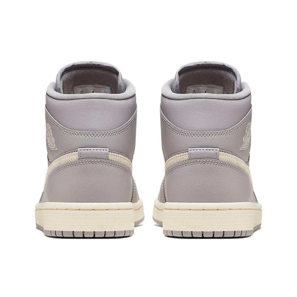 Кроссовки Jordan Air Jordan 1 Mid "Light Bone", CD7240-002