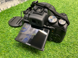 FujiFilm FinePix HS30EXR