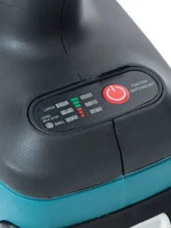 Ударный гайковерт, бесщеточный, аккумуляторный,18В ,2 АКБ и 1 ЗУ