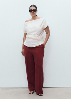 Прямые брюки с посадкой на талии