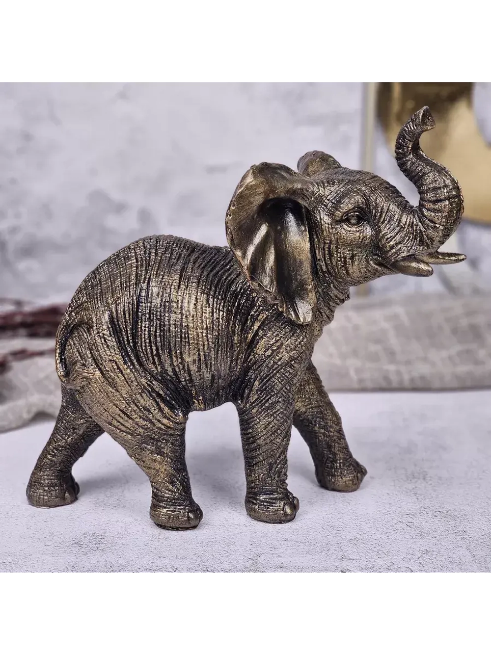 Статуэтка «Слон» Цвет: золото/черный