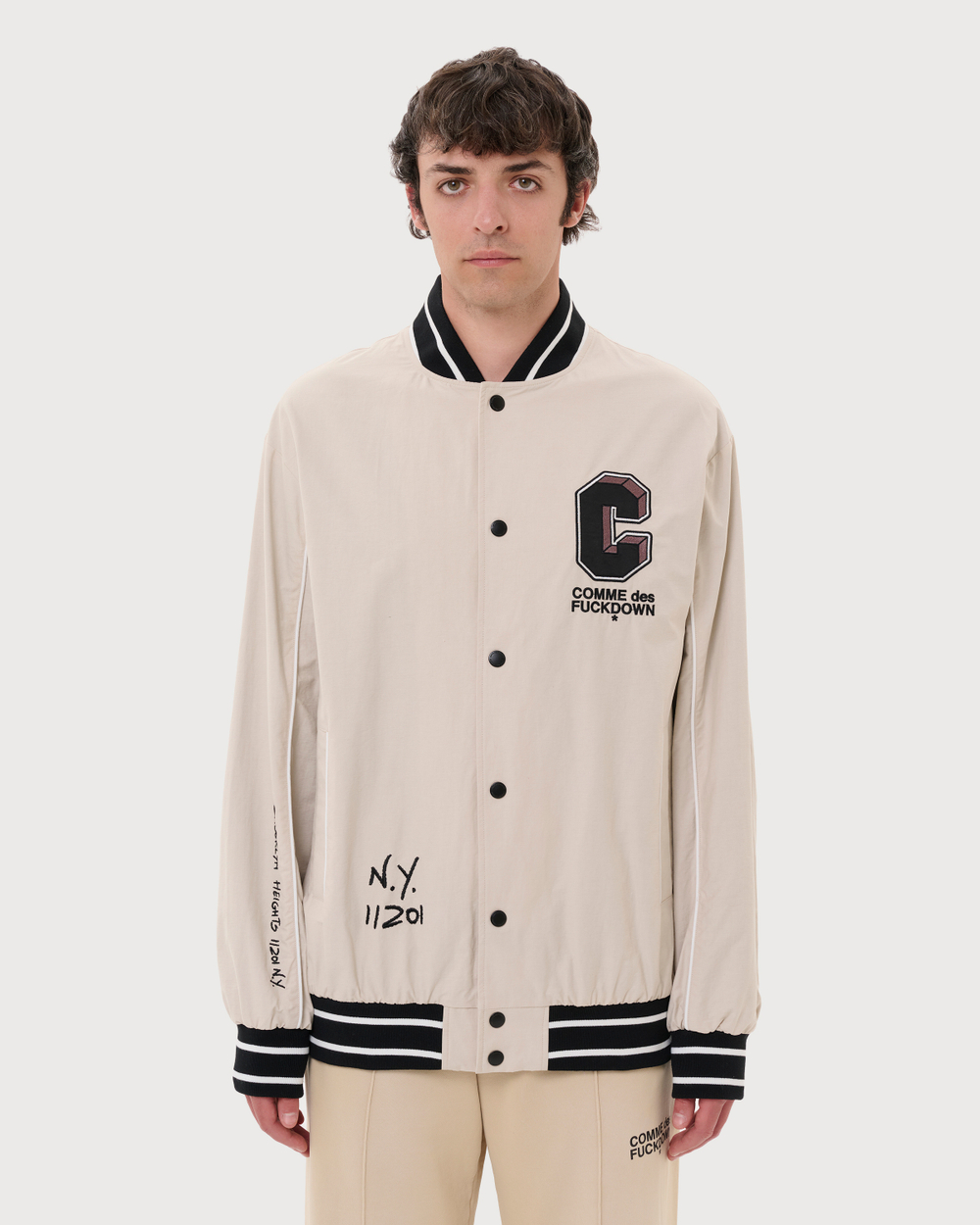 COMME DES FUCKDOWN БОМБЕР БЕЖЕВЫЙ