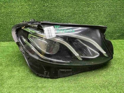 Фара правая Mercedes E W213 (2016-2021) LED