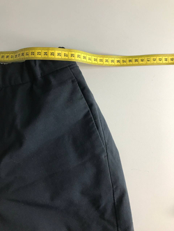 Штаны Uniqlo для практичного осеннего образа, на 7/8 лет