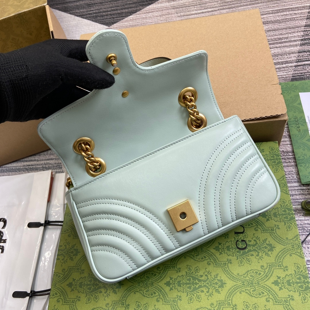 Gucci Marmont 22 cm