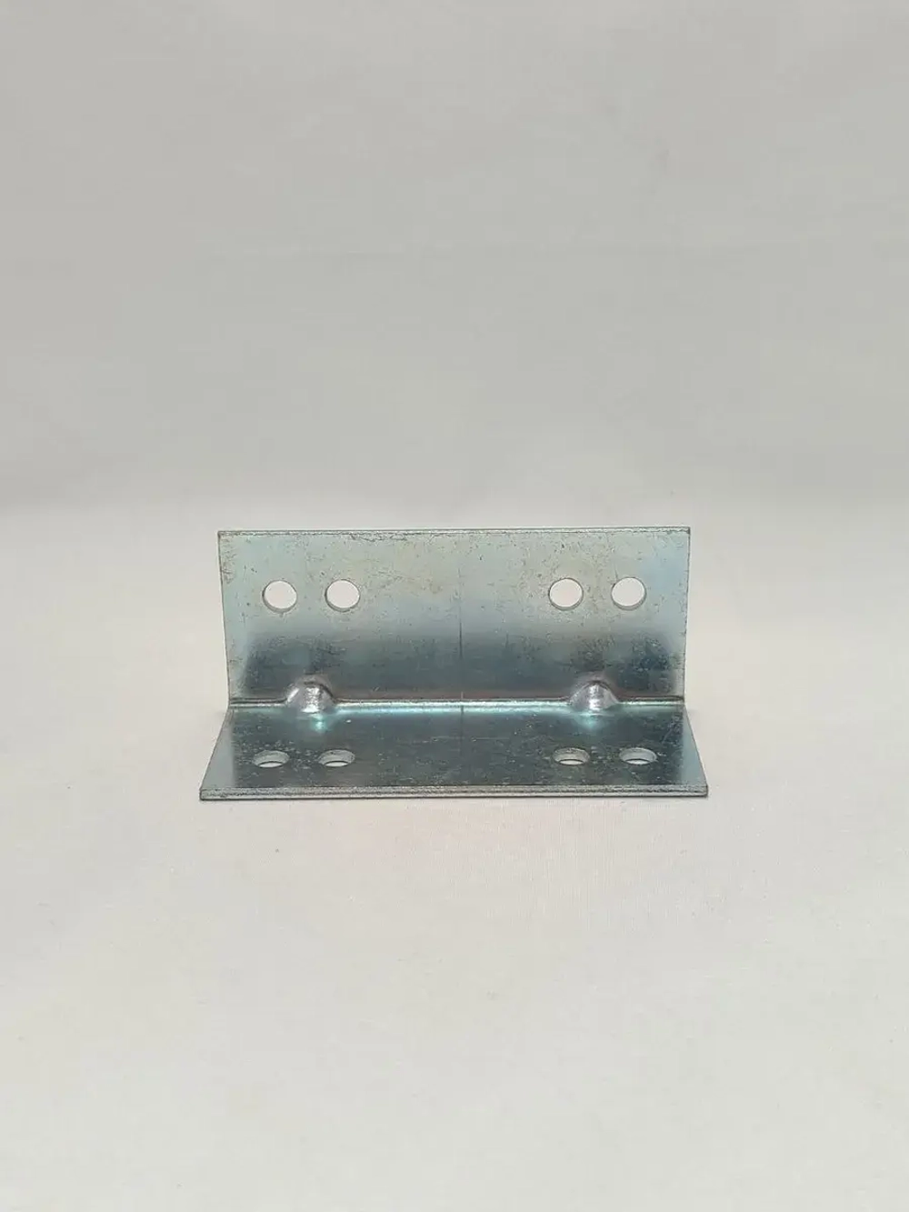 Уголки металлические крепёжные мебельные 43 мм/12штук