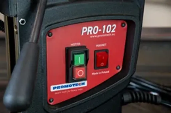 Лазерный источник с изменяемым пятном Raycus RFL-ABP4000/6000