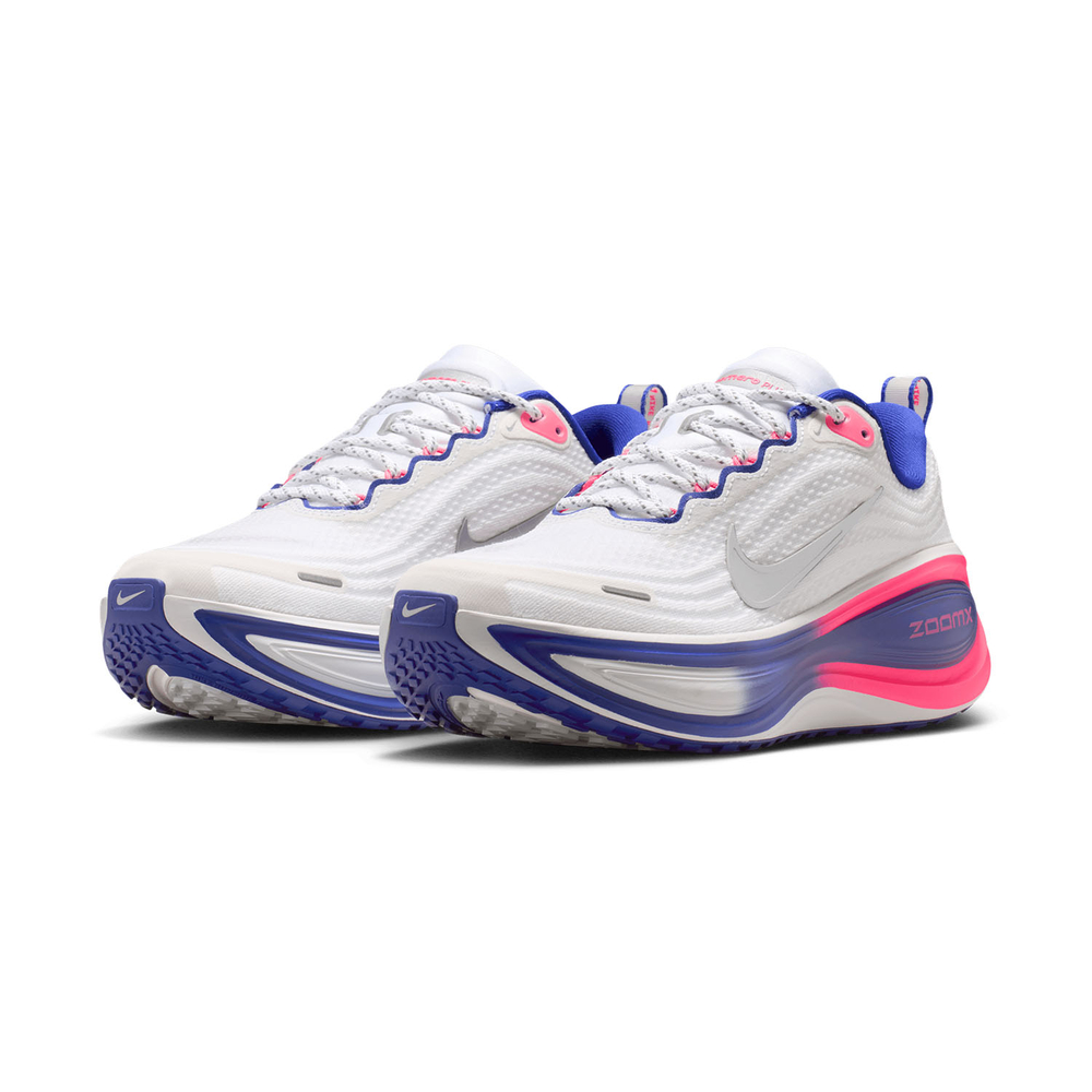 Женские Кроссовки для бега Nike VOMERO PLUS - WHITE/METALLIC SILVER/CONCORD/HYPER PINK