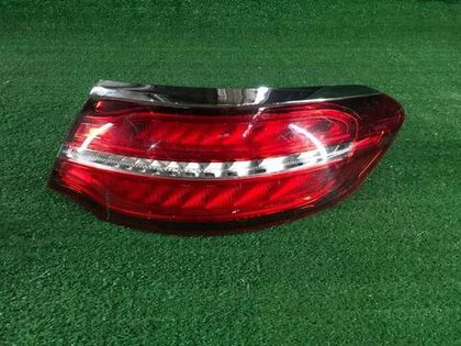 Фонарь правый внешний Mercedes GLE C292 (2015-2019)