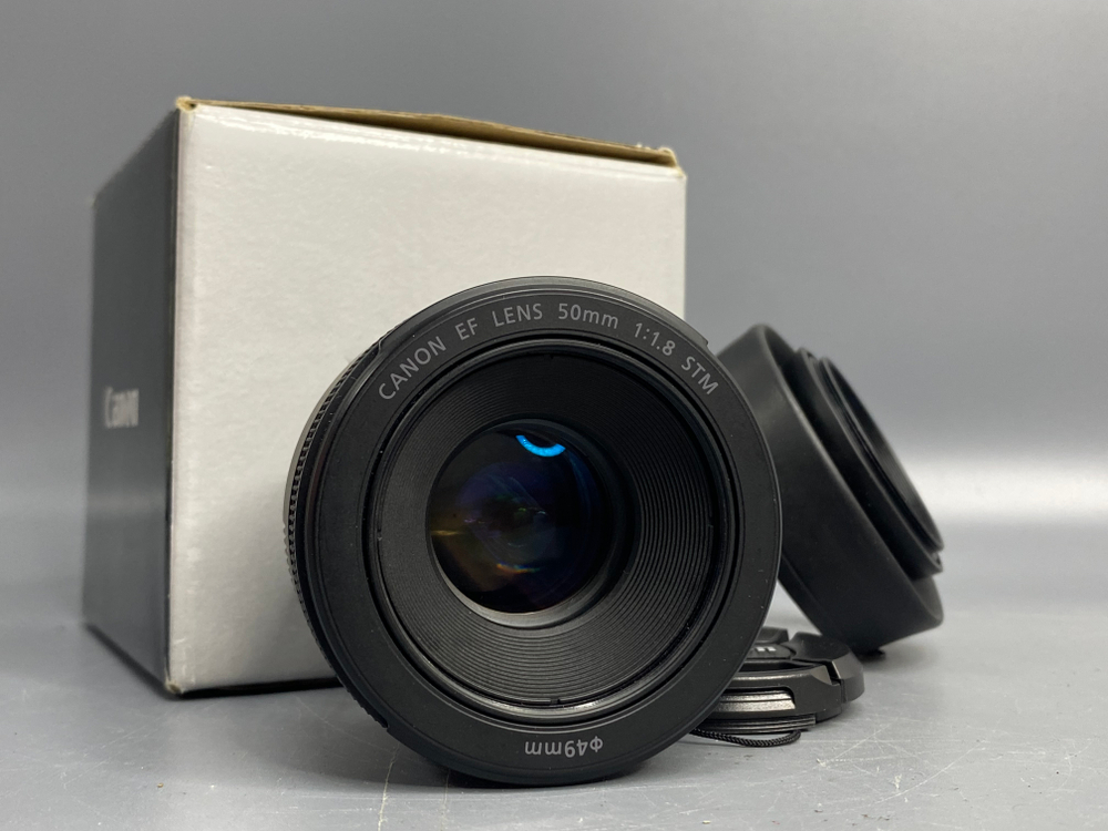 Canon EF 50mm 1.8 STM