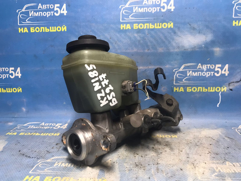 Главный тормозной цилиндр TOYOTA HILUX SURF 1995-2002