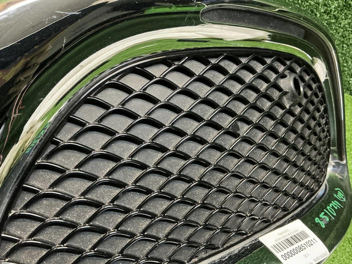 Решетка бампера LH Mercedes S Z223 (20-нв) Maybach