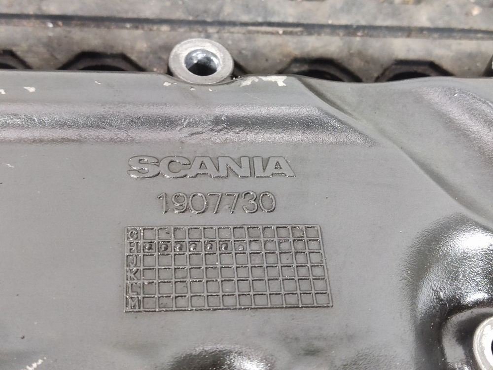 Крышка масляного радиатора в сборе 2017г