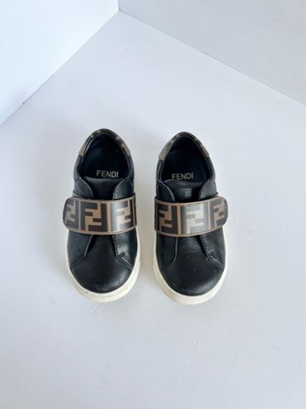 Кеды кожаные Fendi, 22