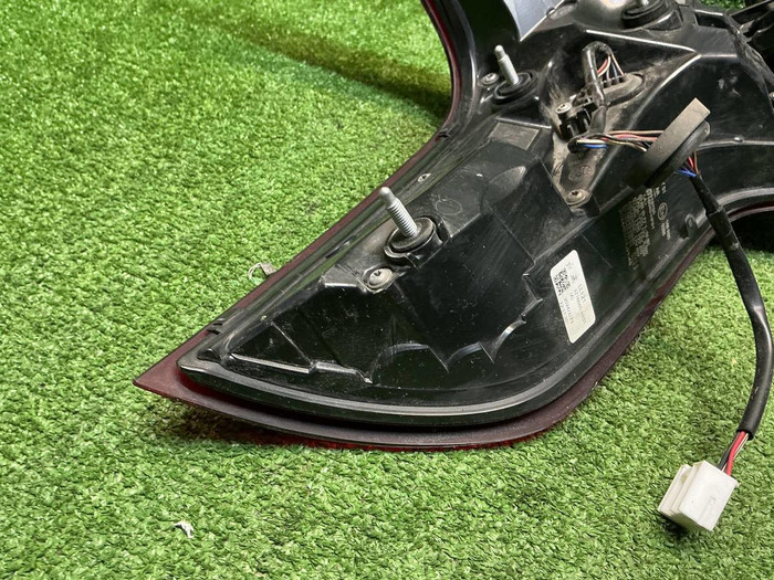 Фонарь правый внешний Hongqi H5 2 (2022-н.в.)