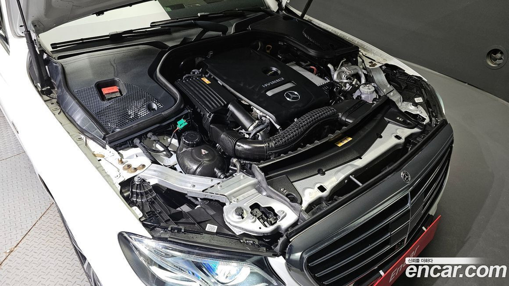 Mercedes-Benz E-Class W213 E300e 4MATIC Exclusive (06.2020)
