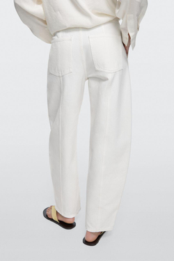 Massimo Dutti Джинсы прямого кроя с декоративными швами, экрю