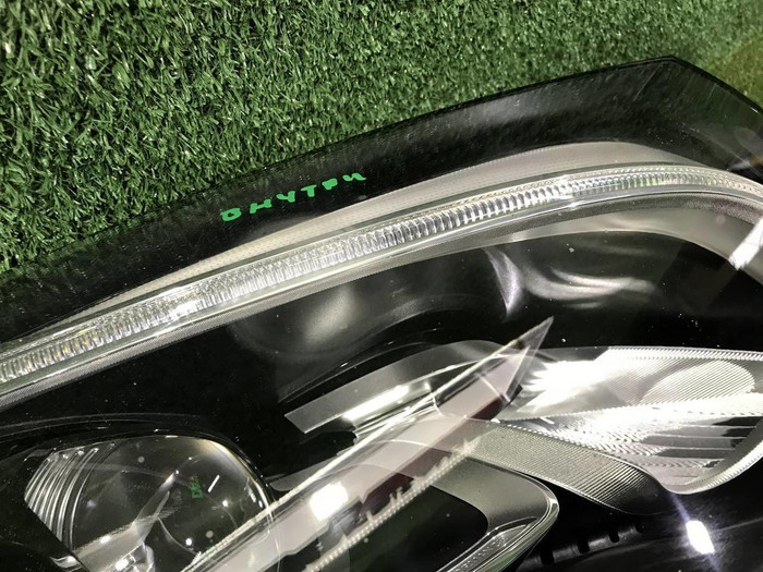 Фара правая Mercedes GLC X253 (2015-2019) LED