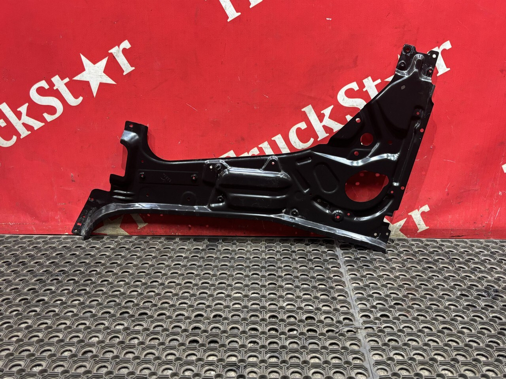 Кронштейн стеклоподъёмника левый 2023г