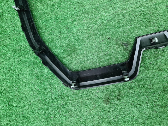 Накладка решетки радиатора BMW IX I20 (2021-н.в.)